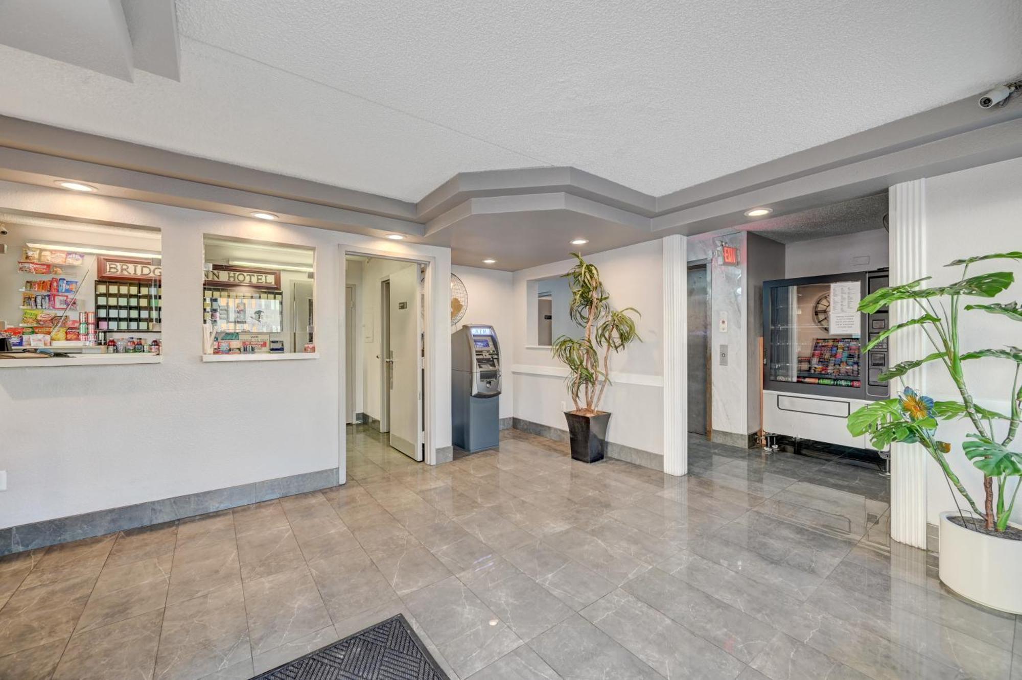 Bridger Inn Hotel Downtown Las Vegas Bagian luar foto