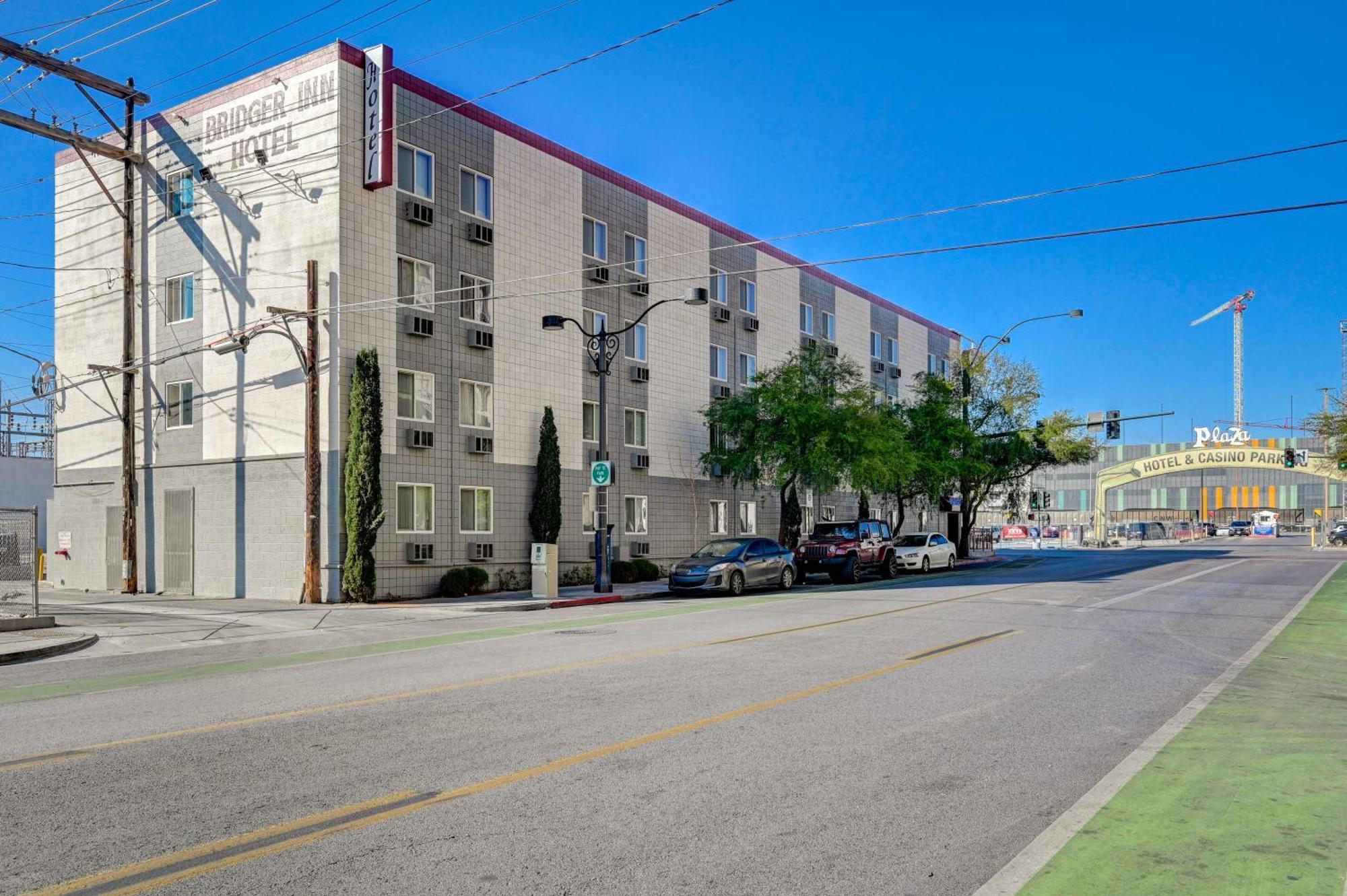 Bridger Inn Hotel Downtown Las Vegas Bagian luar foto